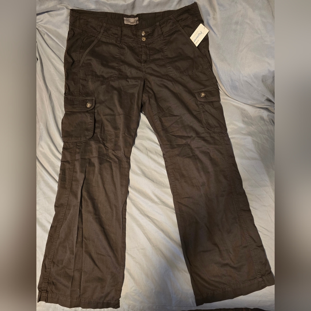 WOMEN CARGO PANTS SIZE  16